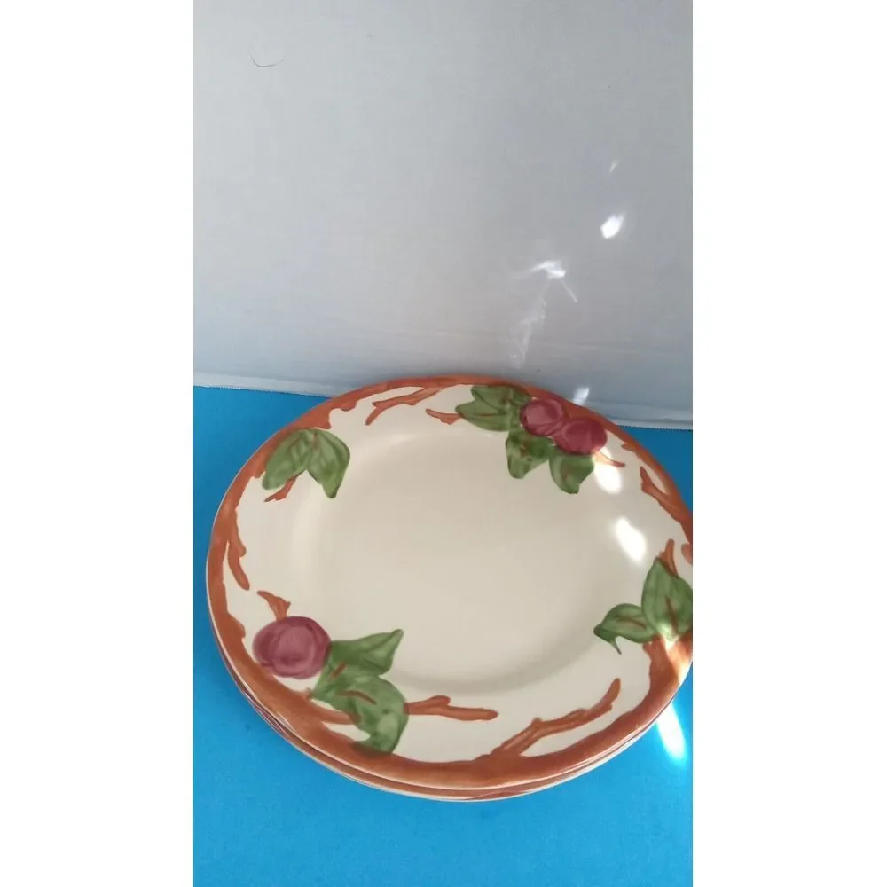 Set of 3 Vintage Franciscan Earthenware Apple Dinner Plates‎ England 10.5